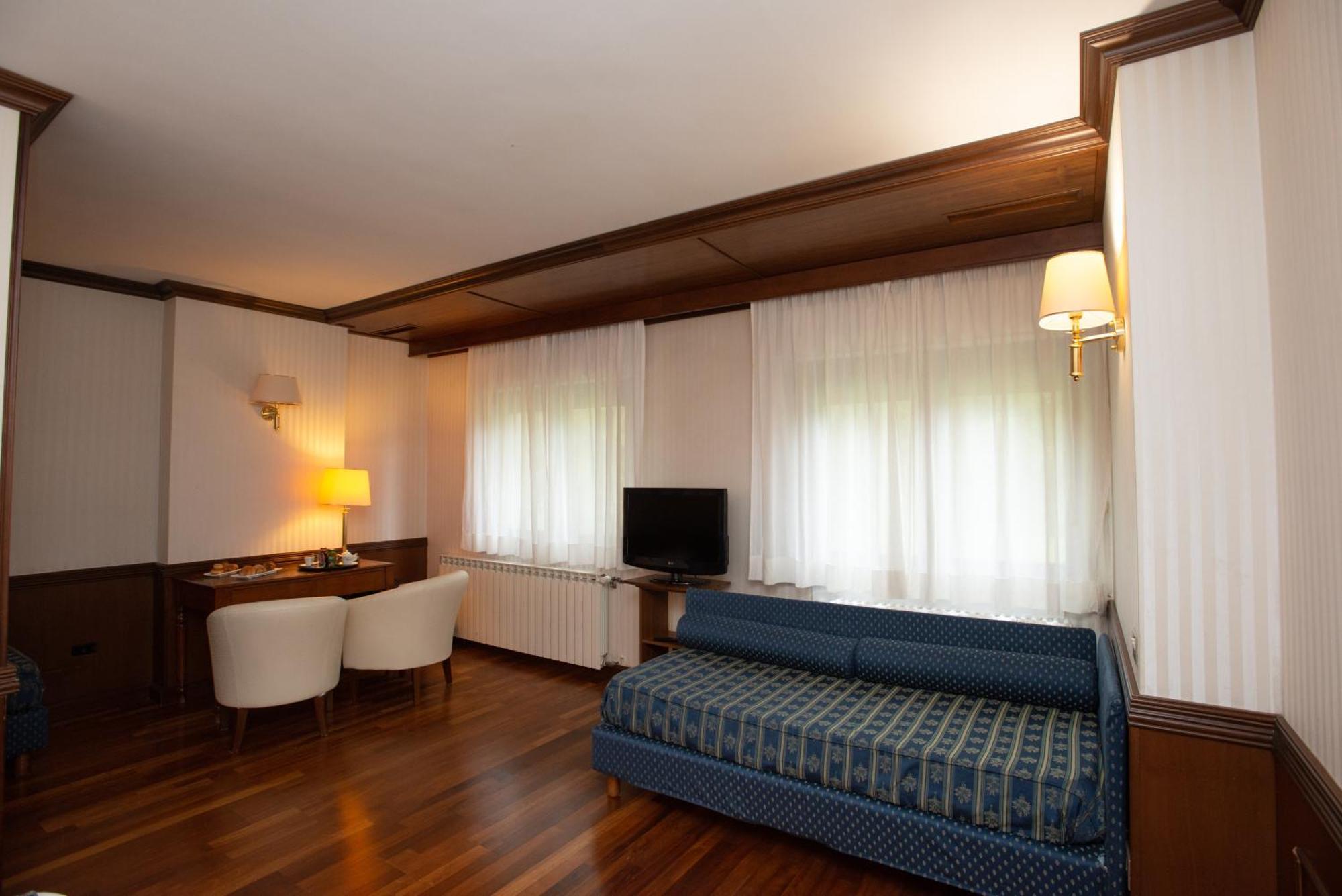Hotel Corona & Spa Pescasseroli Εξωτερικό φωτογραφία